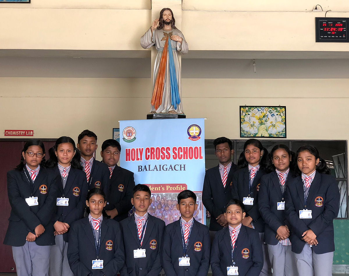 Holy Cross School, Rajganj